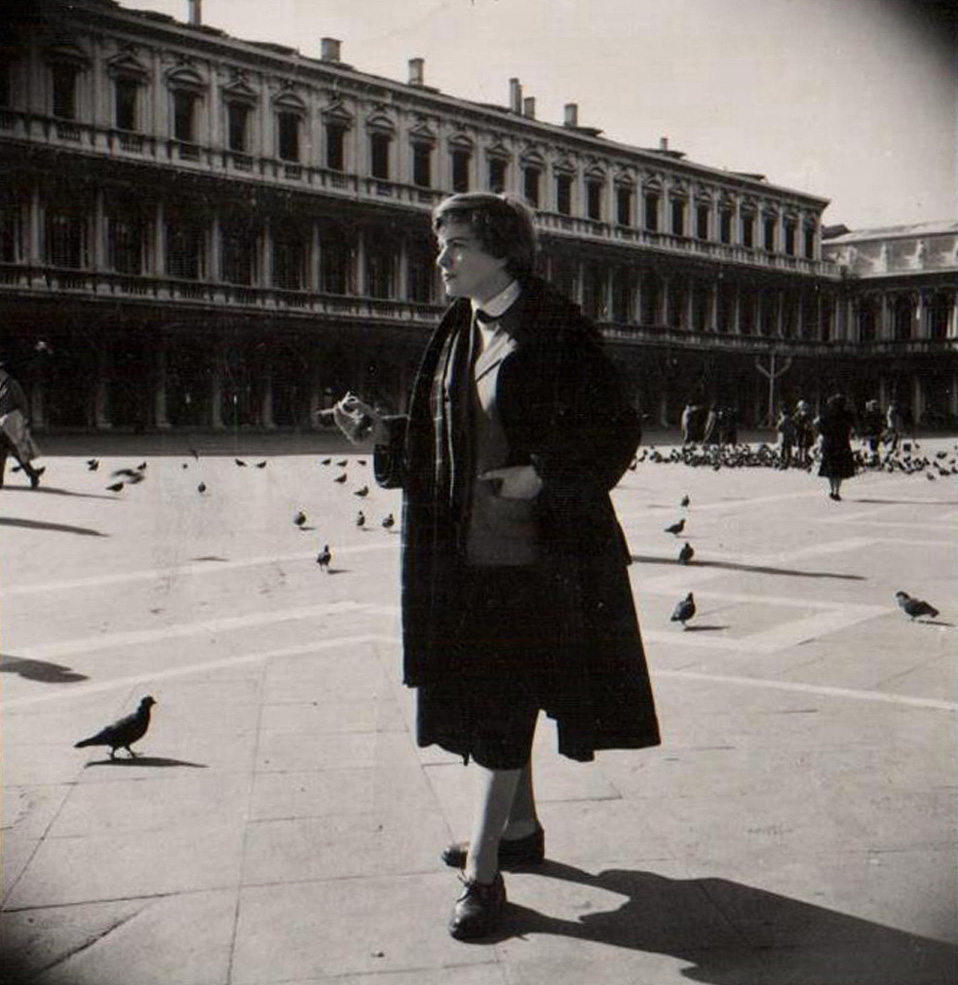 Hanny Fries in Venedig, um 1954. Foto von unbekannt © Stiftung Righini-Fries Zürich
